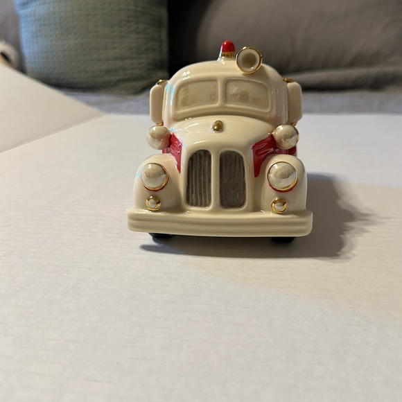 Lenox Fire Truck Bank. new - Picture 2 of 8